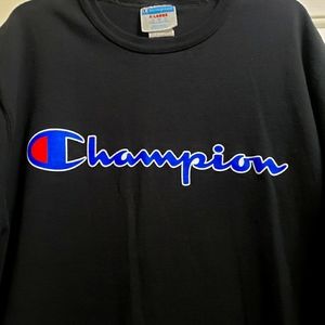 Champion t-shirt